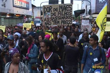 Protesto contra morte de jovens negros reuniu centenas de manifestantes na zona norte do Rio de Janeiro