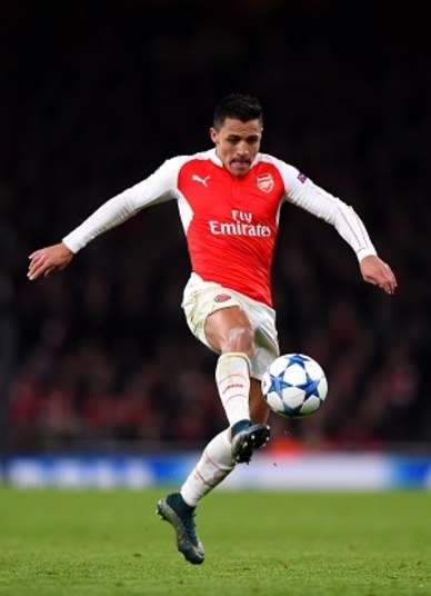 Alexis Sanchez (Arsenal) 2015/16 – 5 assistências