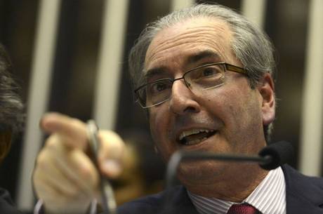 Eduardo Cunha disse ter "conhecimento integral das 190 páginas da peça" que solicita seu afastamento Eduardo Cunha disse ter "conhecimento integral das 190 páginas da peça" que solicita seu afastamento