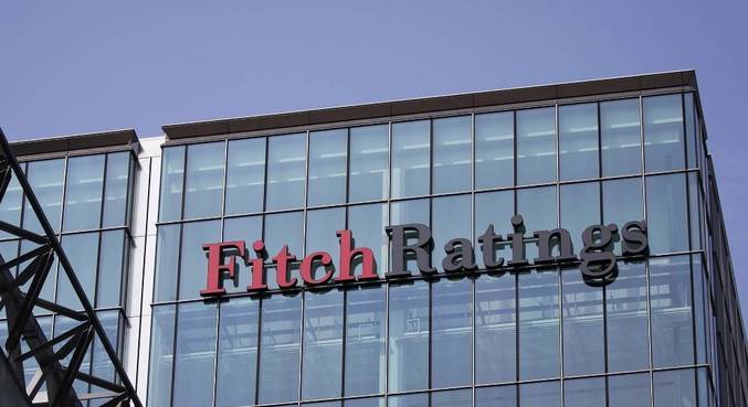 A agência de classificação de risco Fitch Ratings, que elevou a perspectiva de nota do país