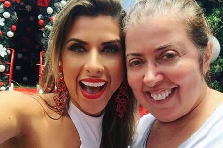 Ana Paula Minerato faz homenagem para mãe no Instagram