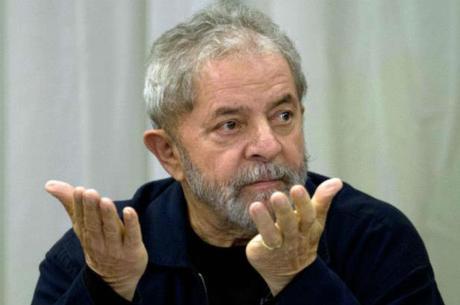 Quando os itens foram apreendidos, Lula se referiu aos objetos como "tralhas"