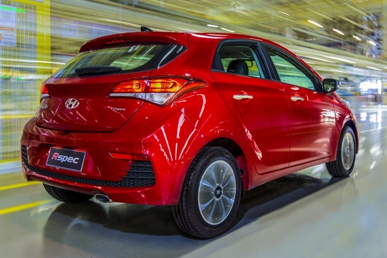 Hyundai lança o HB20 R spec, versão inédita com traje esportivo e o ...