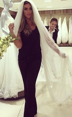 Vestido de noiva da nicole bahls sale