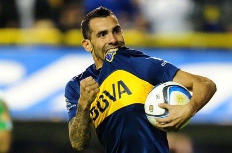 Carlitos Tevez voltou ao Boca Juniors no meio do ano passado