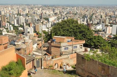 Criança foi atingida pela PM no Aglomerado da Serra Criança foi atingida pela PM no Aglomerado da Serra