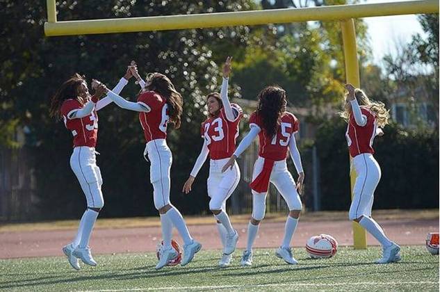 Mulheres sujam o uniforme no futebol americano do Brasil - Foto 9 - Futebol  - R7