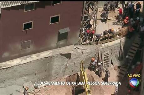 Barranco cai sobre vítima em obra na zona norte de São Paulo