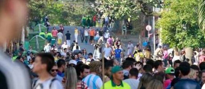  A inserção dos temas de assédio e abordagem agressiva no Carnaval incomoda muito, principalmente aqueles que não veem nada de errado em assédio