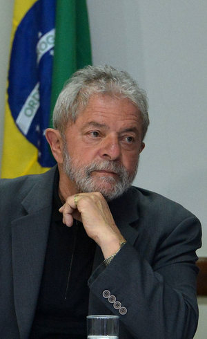 Defesa de Lula rebateu promotor do caso