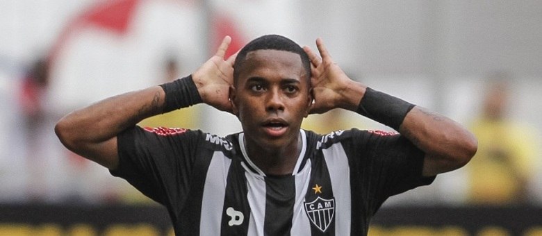 Em sua primeira temporada no Galo, Robinho foi artilheiro do futebol brasileiro com 25 gols na temporada