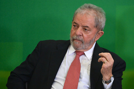 Seis em cada dez brasileiros não votariam em Lula para o Planalto