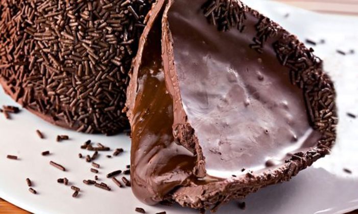 Comer chocolate ap&oacute;s refei&ccedil;&atilde;o engorda menos? Veja 12 mitos e verdades sobre  o alimento - Fotos - R7 Sa&uacute;de