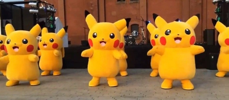E não é que os Pikachus são excelentes dançarinos? 
