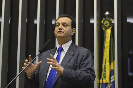 No PSD, a liberação dos deputados teve anuência do ministro das Cidades e presidente do partido, Gilberto Kassab No PSD, a liberação dos deputados teve anuência do ministro das Cidades e presidente do partido, Gilberto Kassab