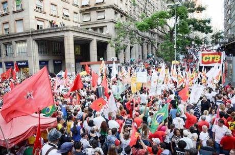 Ato em Porto Alegre pró-Dilma Rousseff