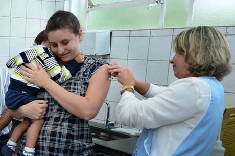 Campanha de vacinação começou na segunda-feira (19) no Estado