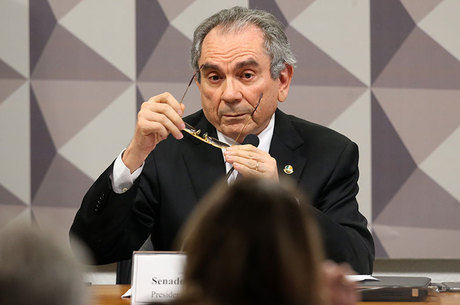 Raimundo Lira (foto) foi escolhido presidente da comissão do impeachment no Senado
