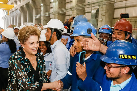 Dilma participou hoje da inauguração da operação comercial da usina de Belo Monte