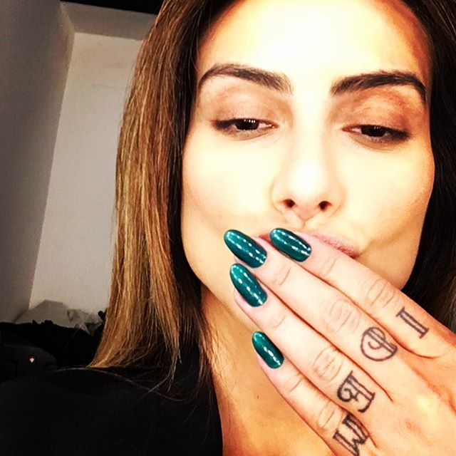 As tatuagem de cléo pires Cleo Pires Revela Tatuagem Intima Em Foto Sensual No Instagram Tattoos Life