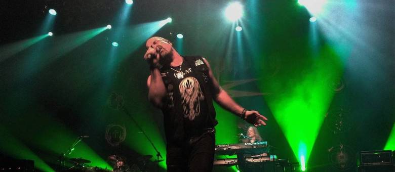 Vocalista do Symphony X, Russell Allien, levou o público do Tom Brasil a outro universo
Vocalista do Symphony X, Russell Allien, levou o público do Tom Brasil a outro universo