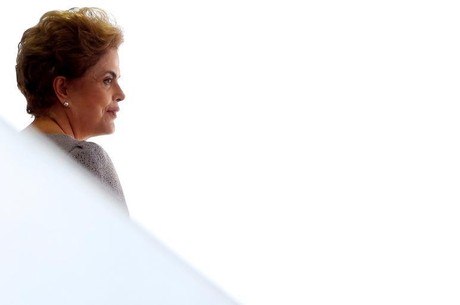 Dilma deixa Presidência da República após cinco anos