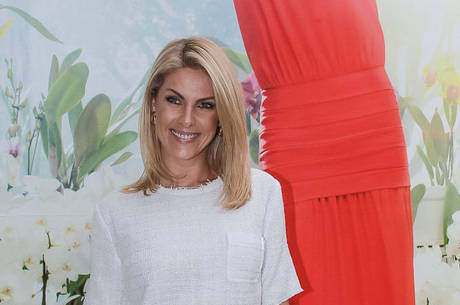 ana hickmann ana hickmann