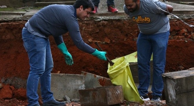 Covas sanciona lei que permite concessão dos 22 cemitérios de SP