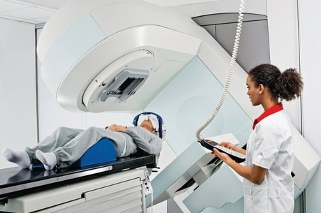 A radioterapia é aliada no tratamento de tumores