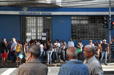 A convocação dos segurados deve começar nos próximos meses A convocação dos segurados deve começar nos próximos meses