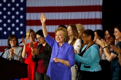 "Tem sido uma jornada incrível", disse Hillary