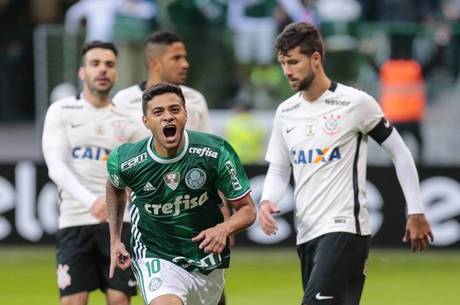 Cleiton marcou o gol da vitória do Palmeiras contra o Corinthians