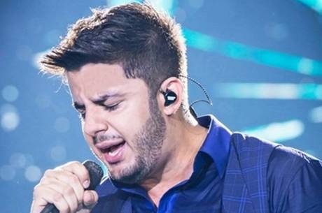 Cristiano Araújo: novos materiais serão lançados em breve Cristiano Araújo: novos materiais serão lançados em breve