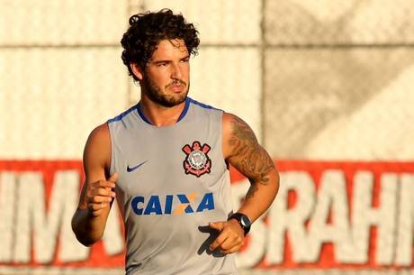 Pato ainda não fará sua estreia diante do Figueirense neste sábado Pato ainda não fará sua estreia diante do Figueirense neste sábado