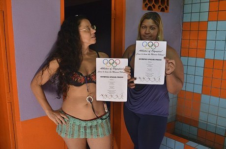 Gabriela Alves e Aline Docinha falam sobre dificuldades na Vila Mimosa