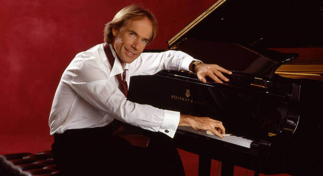 O pianista Richard Clayderman tem 42 anos de carreira O pianista Richard Clayderman tem 42 anos de carreira