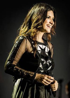 Preparem seus corações: vem confusão aí entre SBT, Sony e TV Globo Laura Pausini, muito querida dos brasileiros