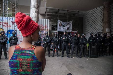 Ocupação da antiga sede do MinC no Rio, em protesto pela extinção da pasta em 2016