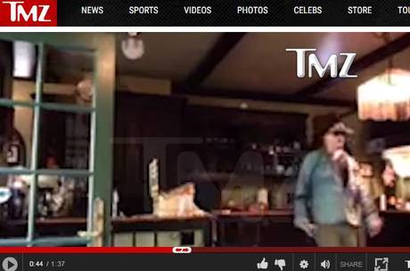 Video divulgado pelo TMZ mostra Deep fora de controle Video divulgado pelo TMZ mostra Deep fora de controle
