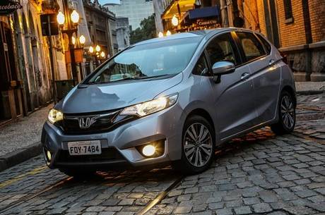 Honda Divulga A Linha 2017 Do Fit E Hr V Modelos Partem De R Versão Topo Do Fit Ganha Airbag De Cortina E Navegador Gps