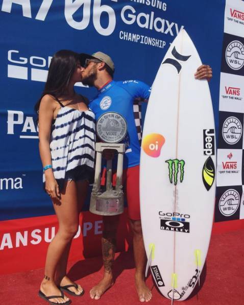 Nasce a filha do surfista Filipe Toledo com modelo carioca - Fotos - R7  Mais Esportes