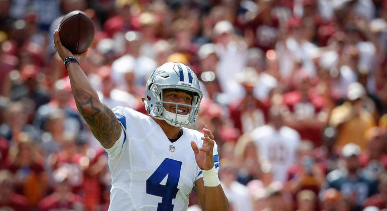 Dak Prescott se tornou o segundo jogar mais bem pago da NFL Dak Prescott se tornou o segundo jogar mais bem pago da NFL