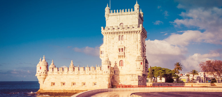 Torre de Belém é uma das atrações lindas de Lisboa. Clique na galeria e descubra mais passeios
