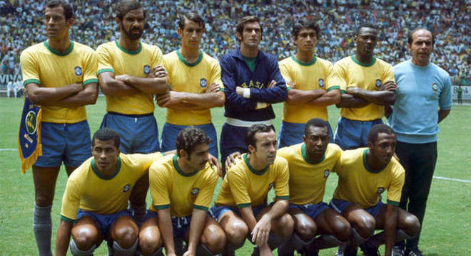 Félix atuou sem luvas e defendeu uma cabeçada à queima-roupa contra Inglaterra Félix atuou sem luvas e defendeu uma cabeçada à queima-roupa contra Inglaterra