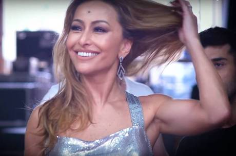 Estrela da TV, Sabrina Sato chegou ao YouTube Estrela da TV, Sabrina Sato chegou ao YouTube