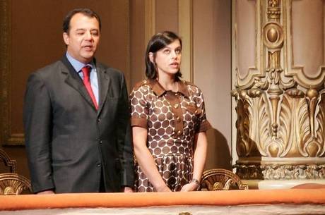 Receita de escritório de Adriana Ancelmo teve salto de 457% Receita de escritório de Adriana Ancelmo teve salto de 457%