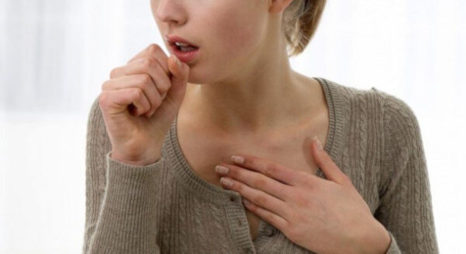 Esofagite eosinofílica causa dificuldade para engolir, engasgo e impactação alimentar