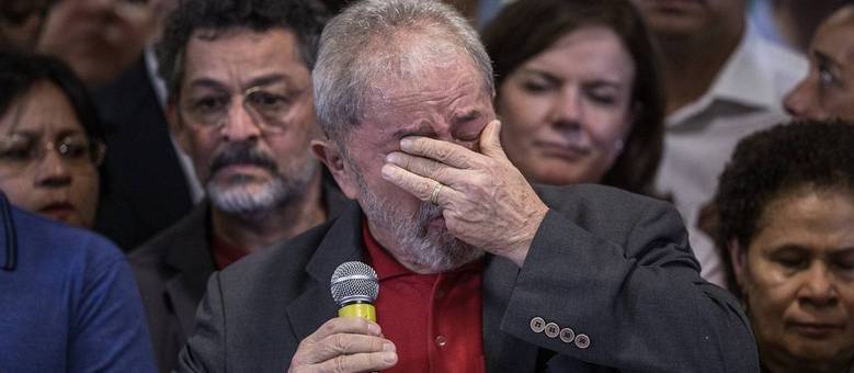 Imagem do ex-presidente Lula não foi capaz de ajudar candidatos a prefeito e PT fracassou nas Eleições 2016