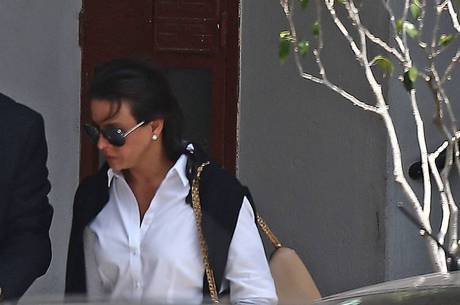Adriana Ancelmo se entregou ontem na 7ª Vara Federal Criminal Adriana Ancelmo se entregou ontem na 7ª Vara Federal Criminal