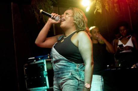Cantora postou mensagens em suas redes sociais